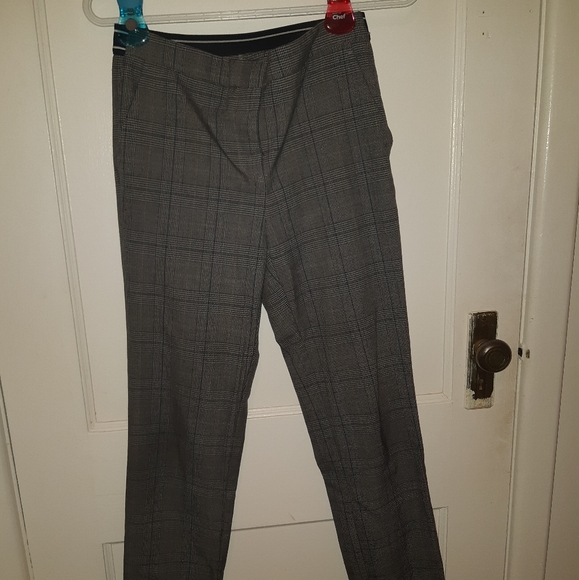 🌺Moving Sale!🪴 Plaid Zara pants - Picture 1 of 6